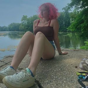 Meet your Posher, Desiree